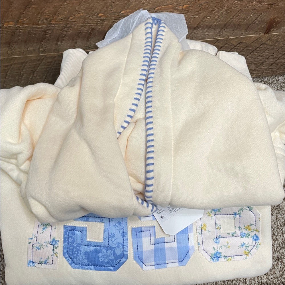 Altar'd State Women’s 1998 Pullover Hoodie Ivory & Blue Medium NWT - Picture 8 of 16